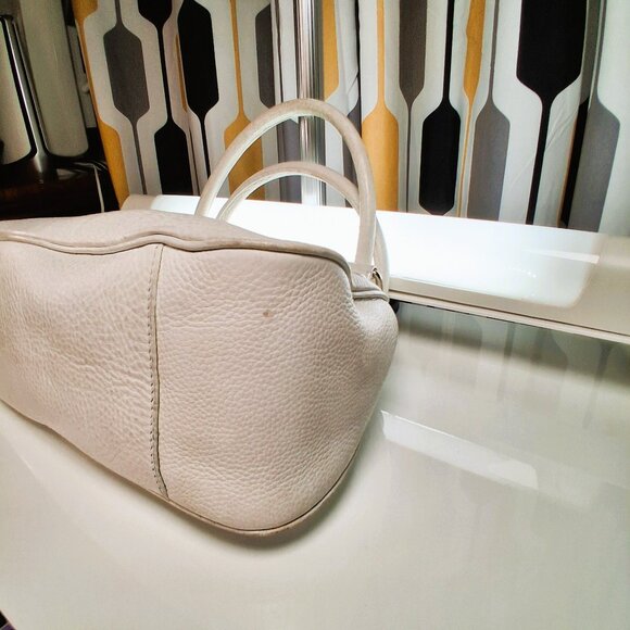 Vintage Prada Hobo Handbag Pebbled White Leather Medium Size - Picture 9 of 14